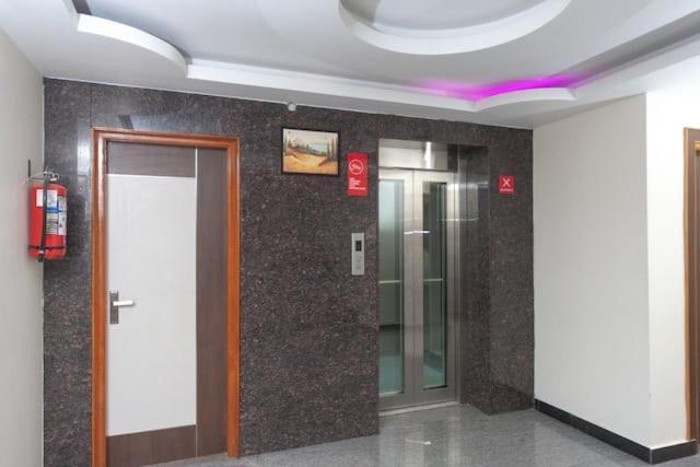 فندق Famous Residency Tiruchirappalli المظهر الخارجي الصورة